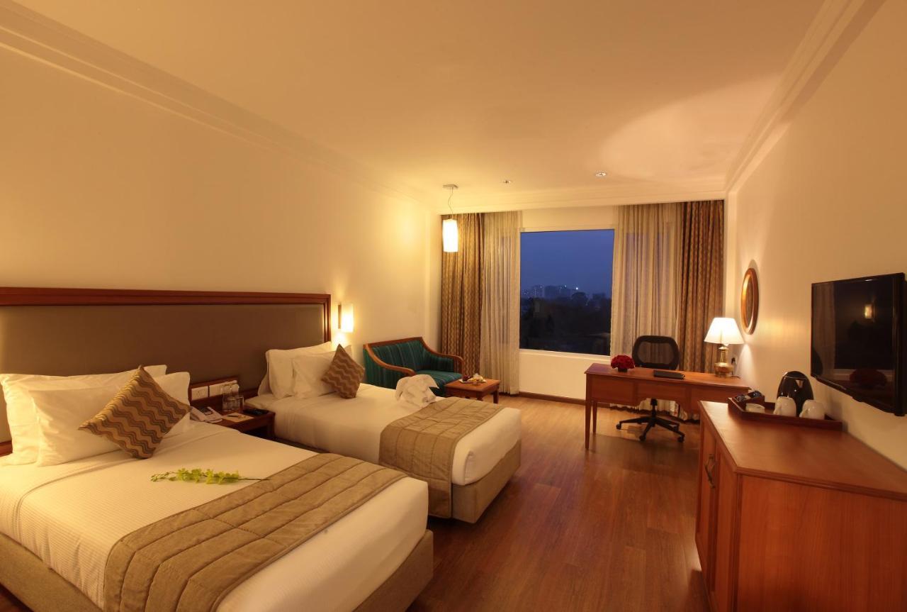 Monsoon Empress Kochi Hotel Luaran gambar