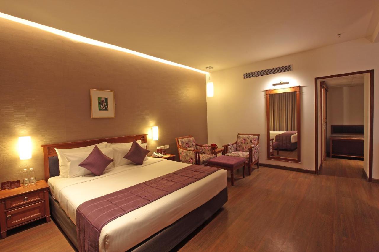 Monsoon Empress Kochi Hotel Luaran gambar