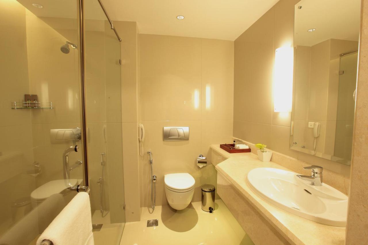 Monsoon Empress Kochi Hotel Luaran gambar
