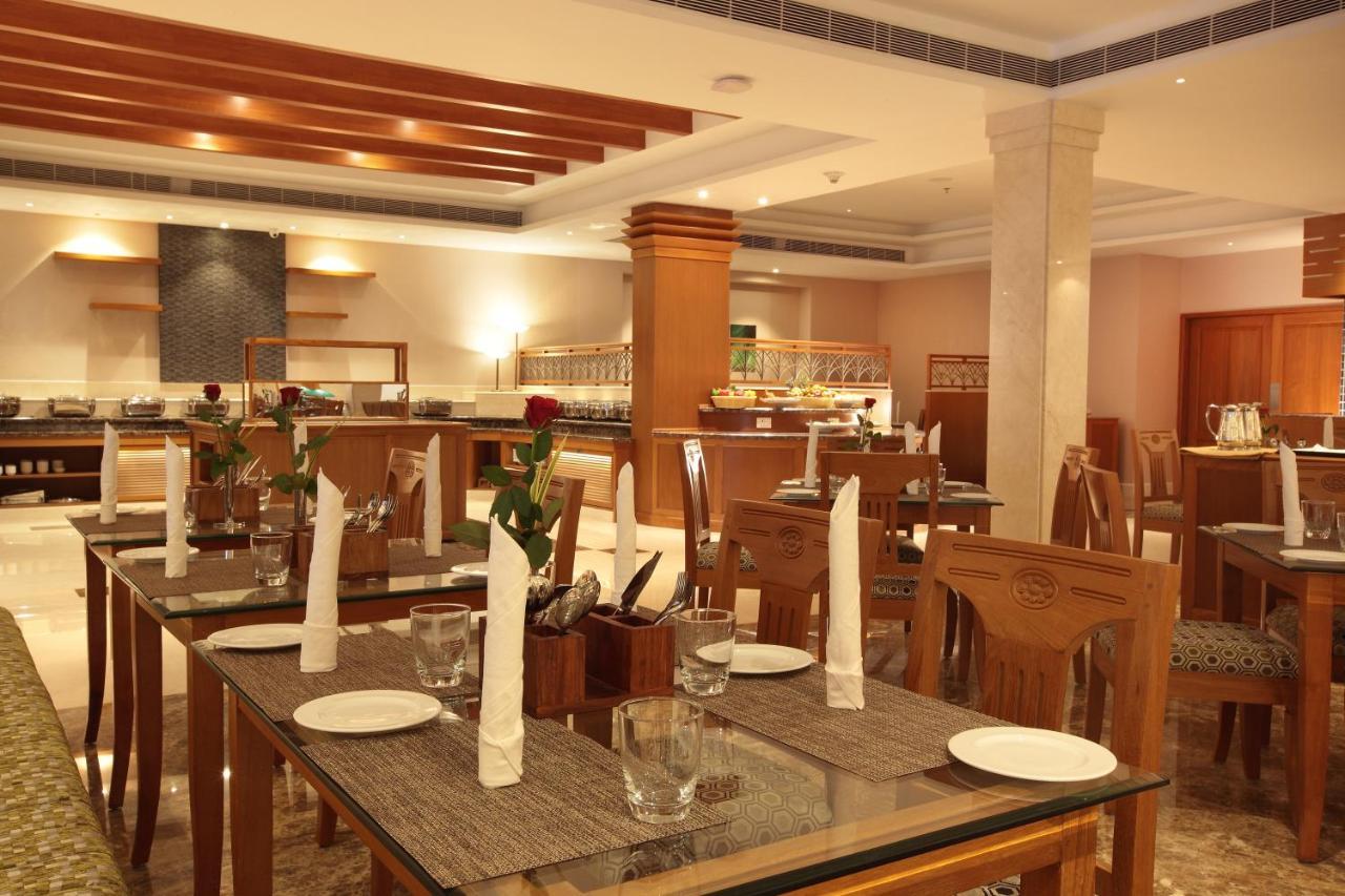 Monsoon Empress Kochi Hotel Luaran gambar