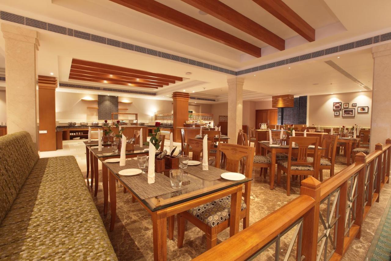 Monsoon Empress Kochi Hotel Luaran gambar